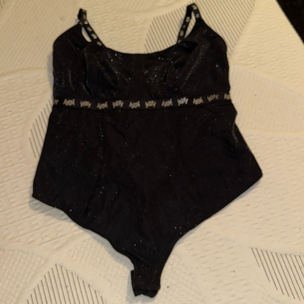 YITTY shapewear thong bodysuit 3x never worn black sparkly